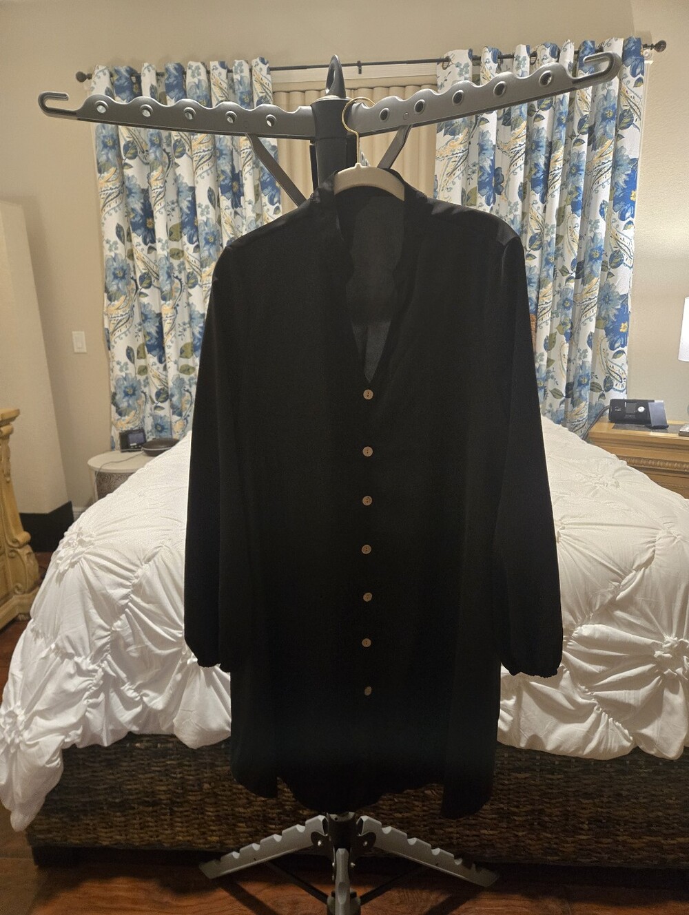SHEIN Black Button-Front Long Sleeve Top